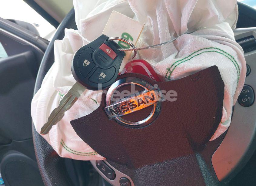 Photo 11 of 2013 Nissan Rogue S (VIN JN8AS5MT1DW523051)