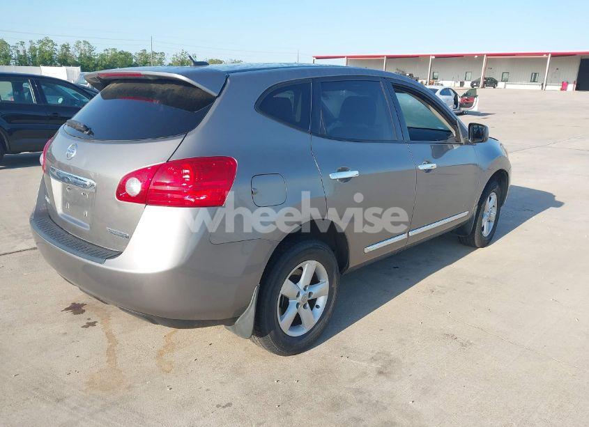 Photo 4 of 2013 Nissan Rogue S (VIN JN8AS5MT1DW523051)