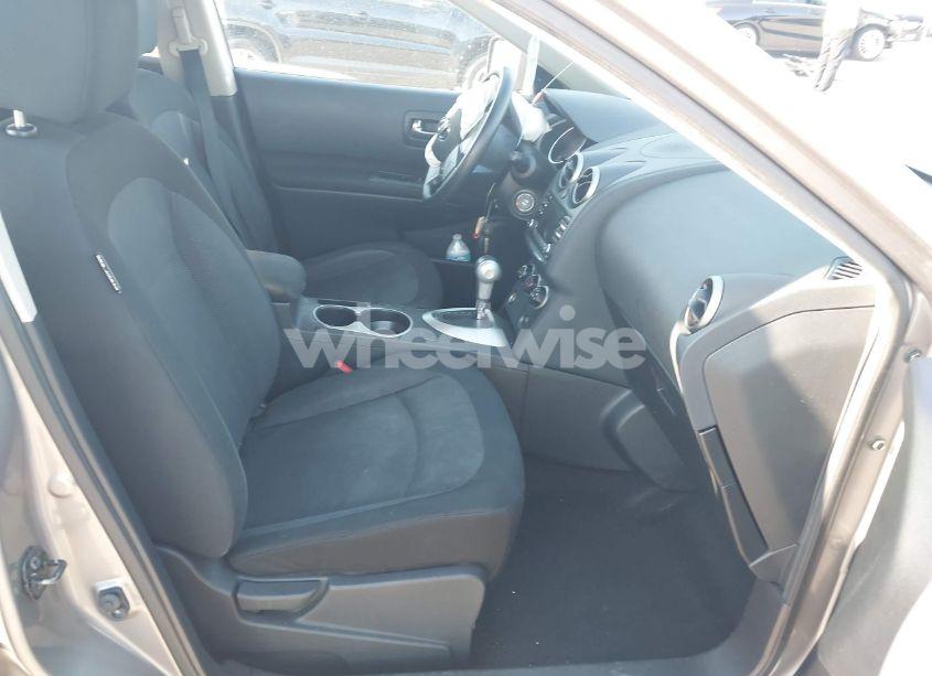 Photo 5 of 2013 Nissan Rogue S (VIN JN8AS5MT1DW523051)