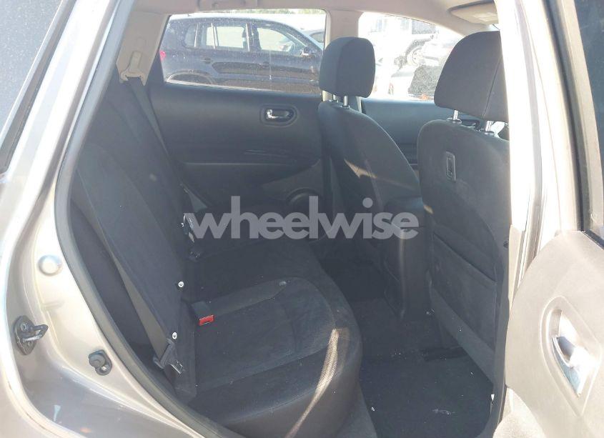 Photo 8 of 2013 Nissan Rogue S (VIN JN8AS5MT1DW523051)