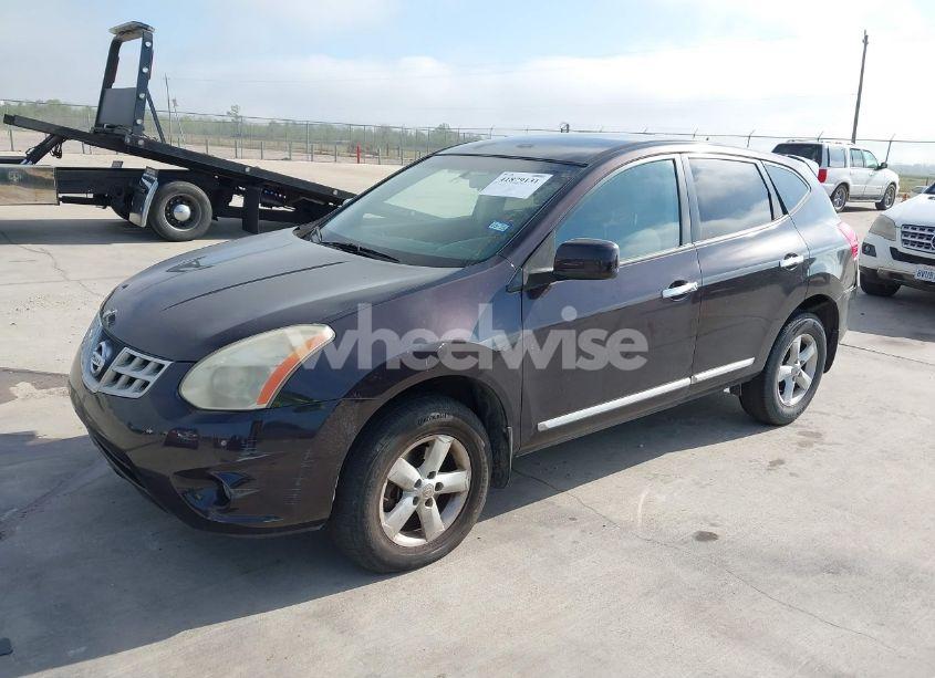 Photo 2 of 2013 Nissan Rogue S (VIN JN8AS5MT1DW525110)