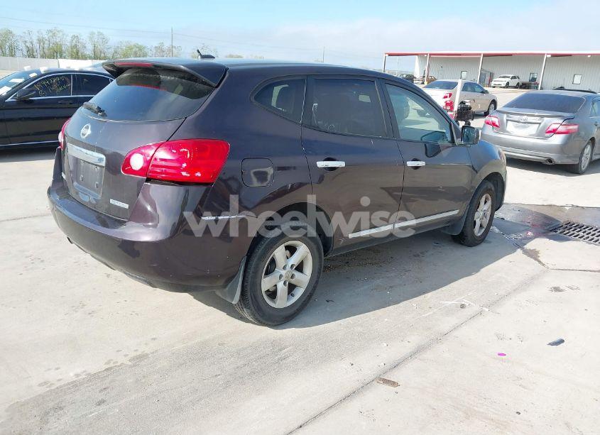 Photo 4 of 2013 Nissan Rogue S (VIN JN8AS5MT1DW525110)
