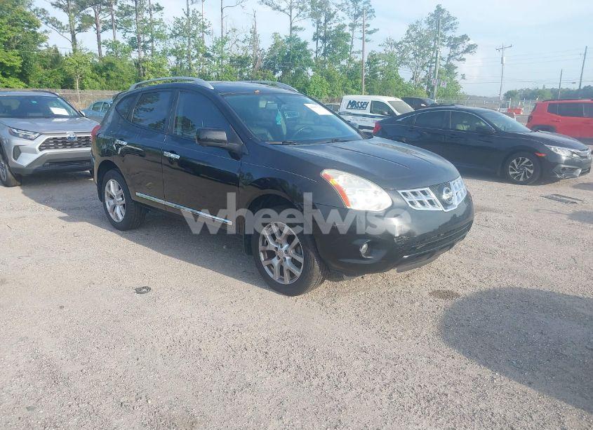 2013 Nissan Rogue SV W/SL PKG (VIN JN8AS5MT1DW529724) main photo