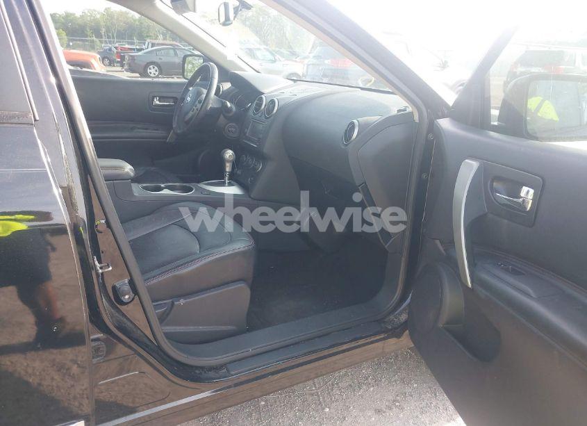 Photo 5 of 2013 Nissan Rogue SV W/SL PKG (VIN JN8AS5MT1DW529724)