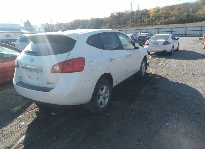 Photo 4 of 2013 Nissan Rogue S (VIN JN8AS5MT1DW535359)