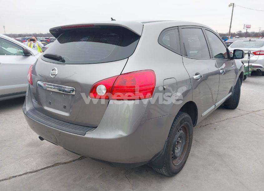 Photo 4 of 2013 Nissan Rogue S (VIN JN8AS5MT1DW544479)