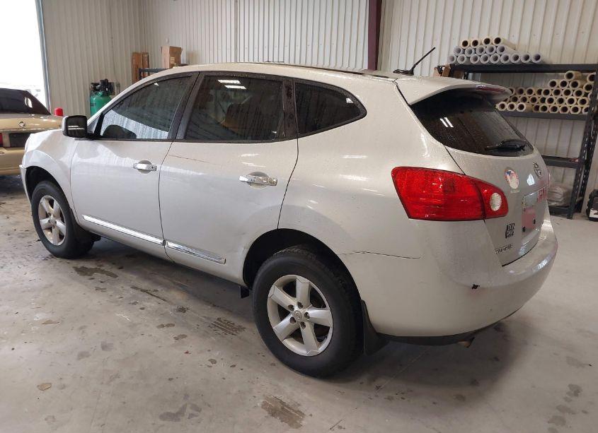 Photo 3 of 2013 Nissan Rogue S (VIN JN8AS5MT1DW549486)