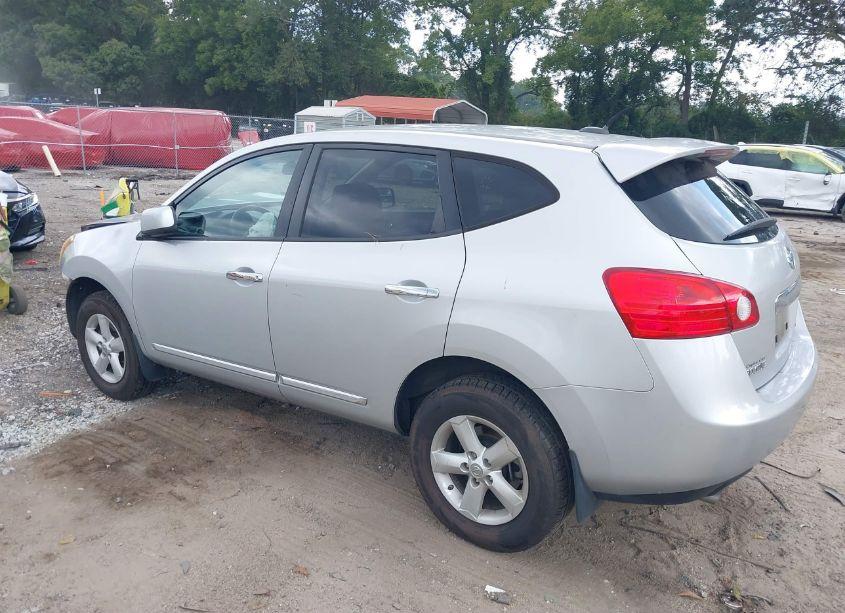 Photo 3 of 2013 Nissan Rogue S (VIN JN8AS5MT1DW550525)