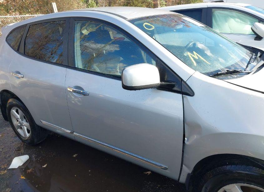 Photo 13 of 2013 Nissan Rogue S (VIN JN8AS5MT1DW552971)