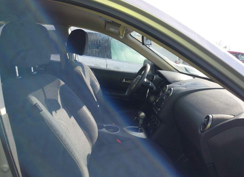 Photo 5 of 2013 Nissan Rogue S (VIN JN8AS5MT1DW552971)