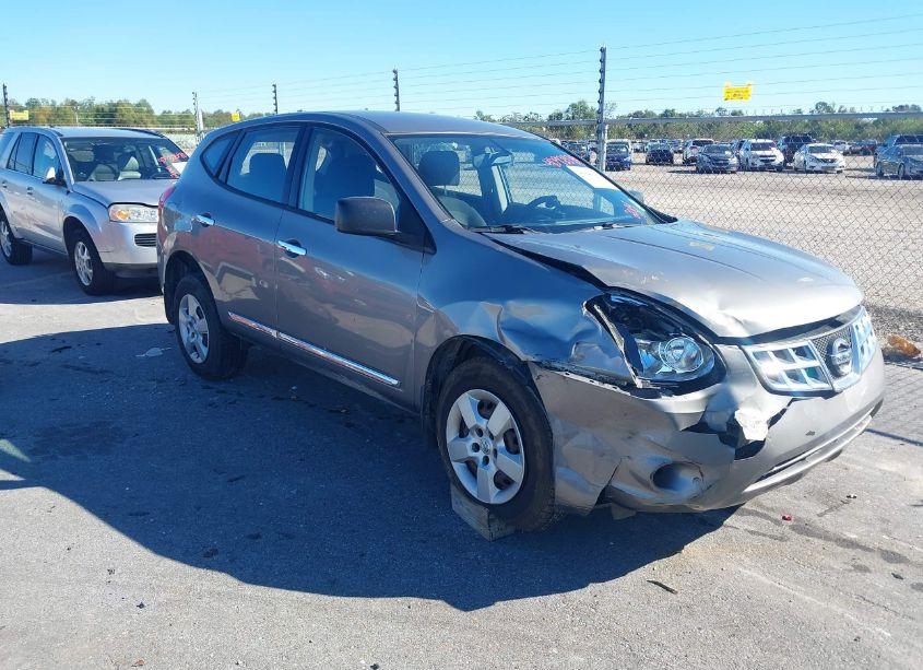 2014 Nissan Rogue SELECT S (VIN JN8AS5MT1EW613964) main photo