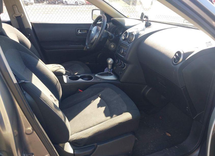 Photo 5 of 2014 Nissan Rogue SELECT S (VIN JN8AS5MT1EW613964)