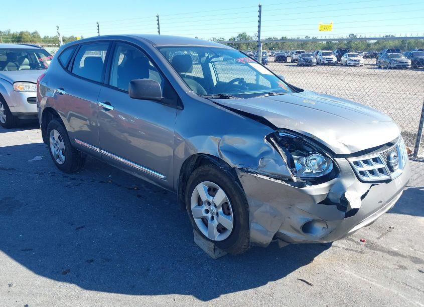 Photo 6 of 2014 Nissan Rogue SELECT S (VIN JN8AS5MT1EW613964)