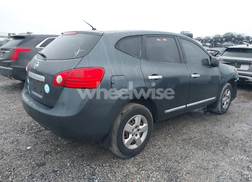 Photo 4 of 2014 Nissan Rogue SELECT S (VIN JN8AS5MT1EW615486)
