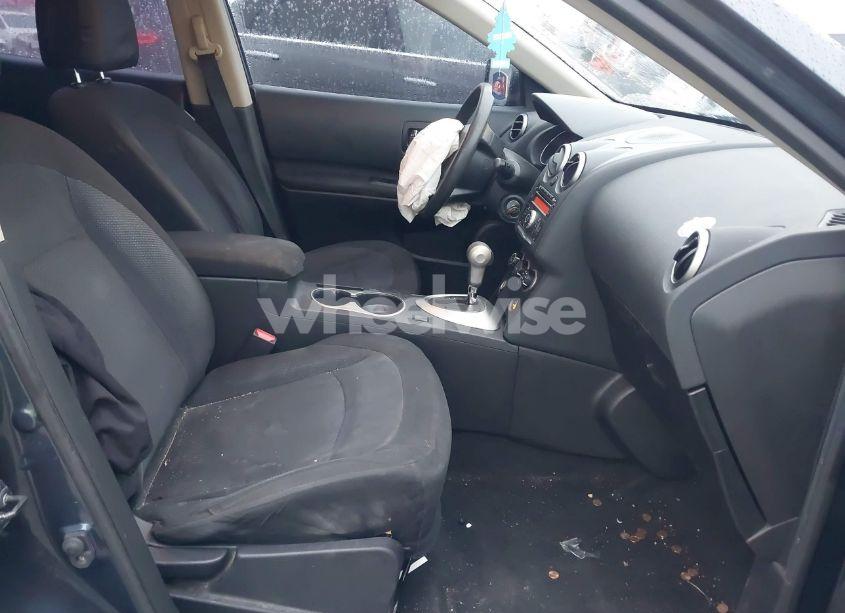 Photo 5 of 2014 Nissan Rogue SELECT S (VIN JN8AS5MT1EW615486)