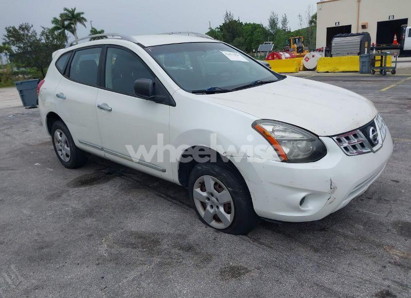 2015 Nissan Rogue SELECT S (VIN JN8AS5MT1FW153805) main photo