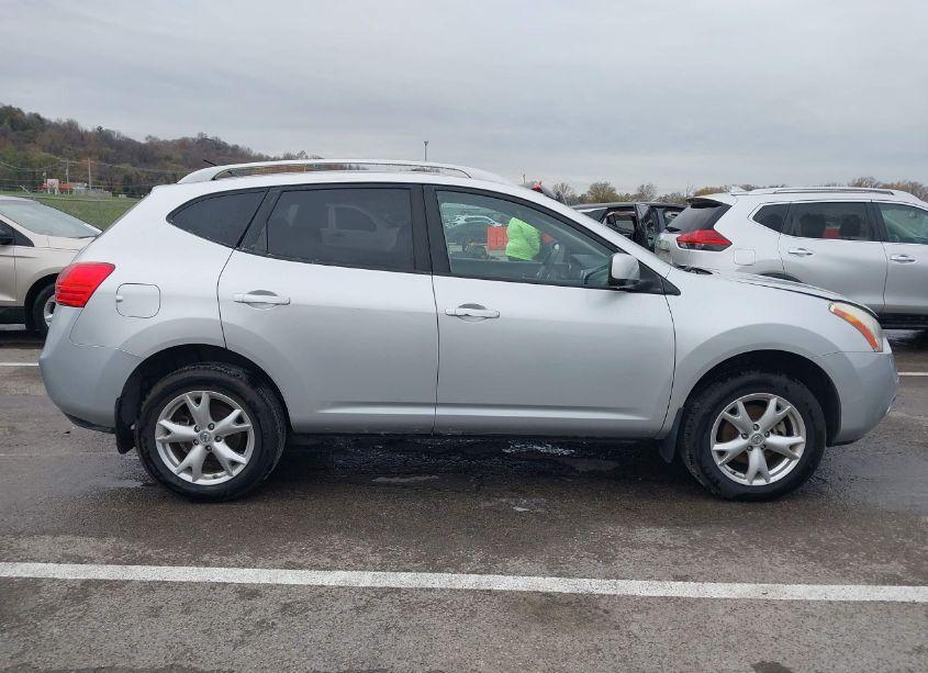 Photo 13 of 2010 Nissan Rogue SL (VIN JN8AS5MT2AW028319)