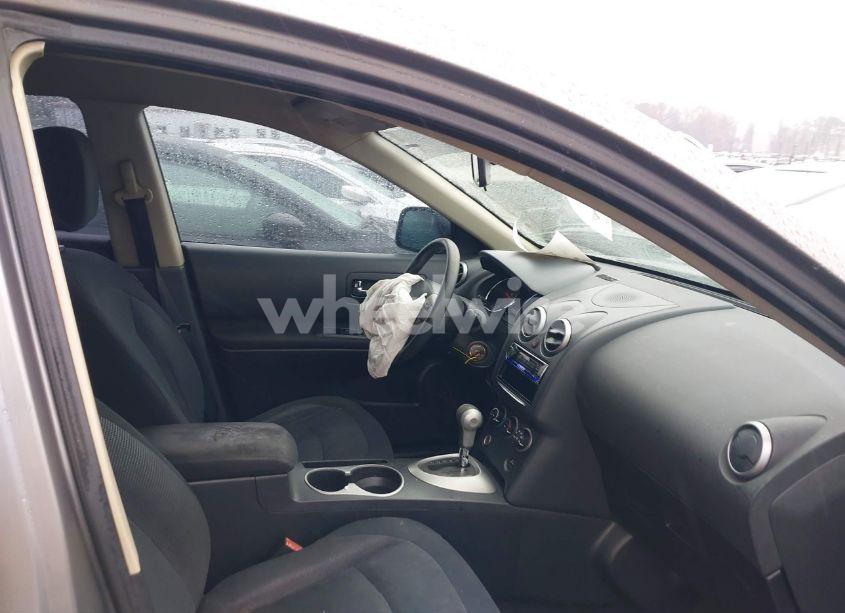 Photo 5 of 2011 Nissan Rogue S (VIN JN8AS5MT2BW170235)