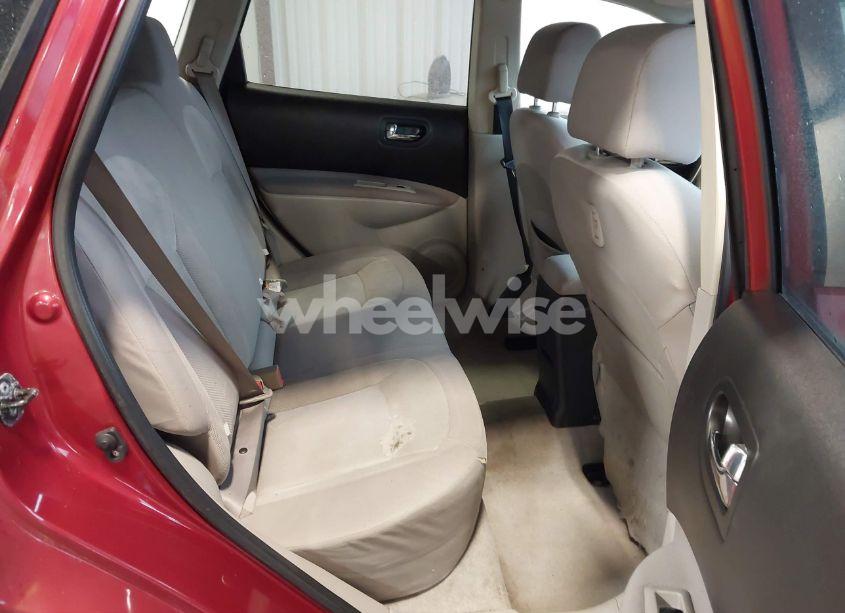 Photo 8 of 2011 Nissan Rogue S (VIN JN8AS5MT2BW179369)