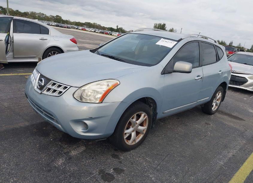 Photo 2 of 2011 Nissan Rogue SV (VIN JN8AS5MT2BW190162)