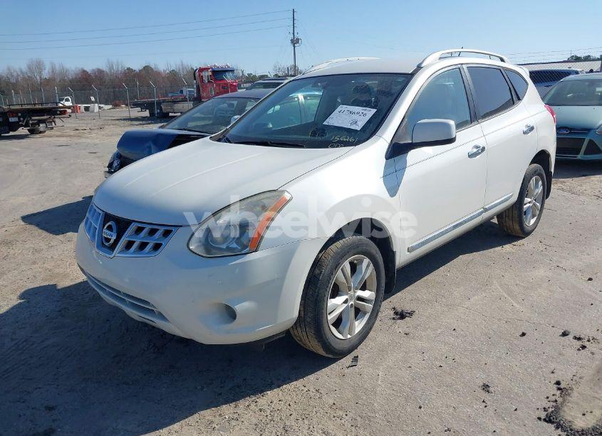 Photo 2 of 2012 Nissan Rogue SV (VIN JN8AS5MT2CW285726)