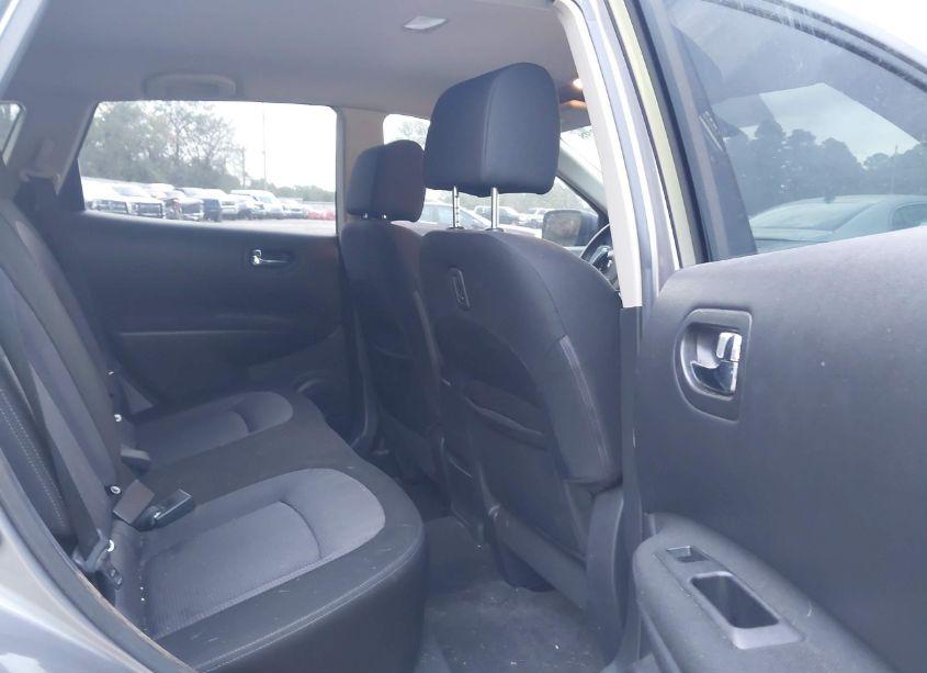 Photo 8 of 2013 Nissan Rogue SV (VIN JN8AS5MT2DW012495)