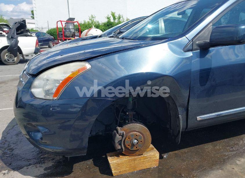 Photo 12 of 2013 Nissan Rogue SV (VIN JN8AS5MT2DW013436)