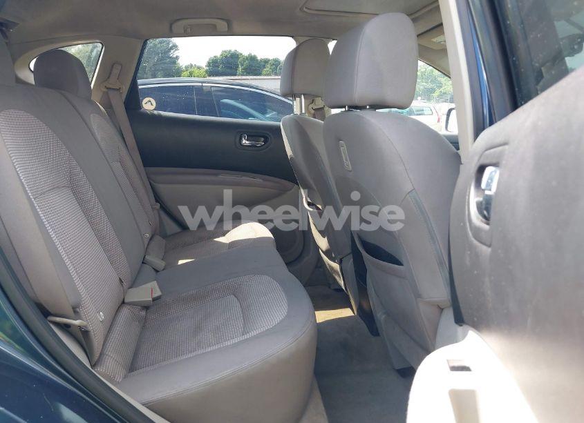 Photo 8 of 2013 Nissan Rogue SV (VIN JN8AS5MT2DW013436)