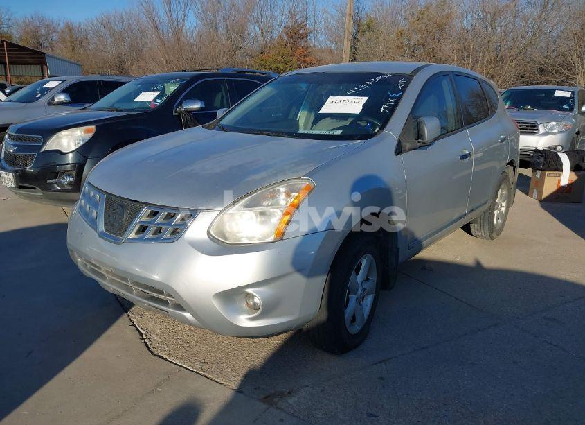 Photo 2 of 2013 Nissan Rogue S (VIN JN8AS5MT2DW023321)
