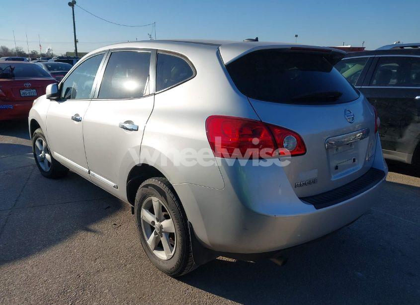 Photo 3 of 2013 Nissan Rogue S (VIN JN8AS5MT2DW023321)
