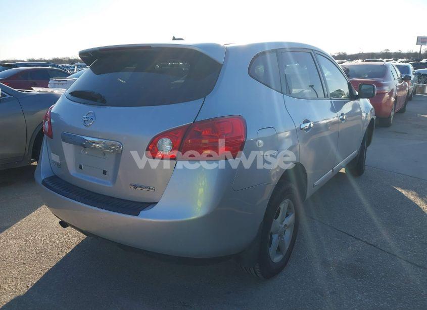 Photo 4 of 2013 Nissan Rogue S (VIN JN8AS5MT2DW023321)