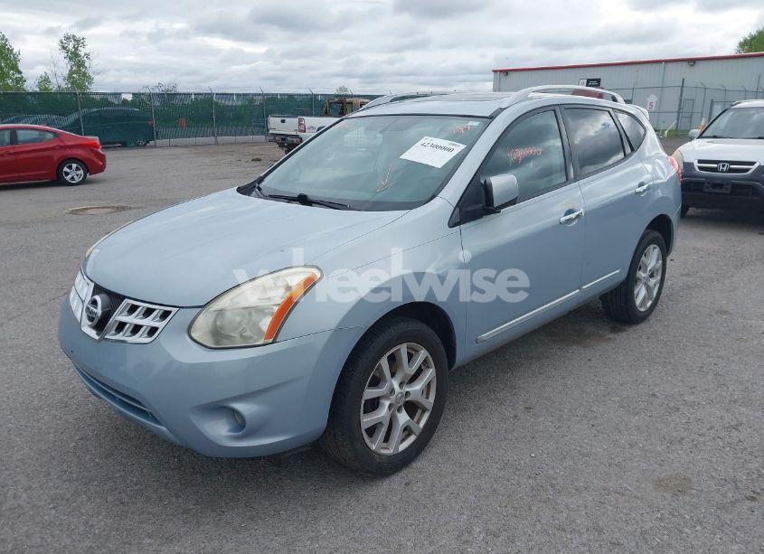 Photo 2 of 2013 Nissan Rogue SV W/SL PKG (VIN JN8AS5MT2DW024274)