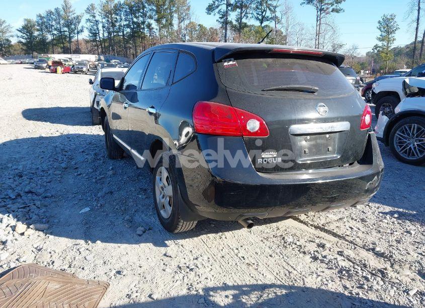 Photo 3 of 2013 Nissan Rogue S (VIN JN8AS5MT2DW504721)