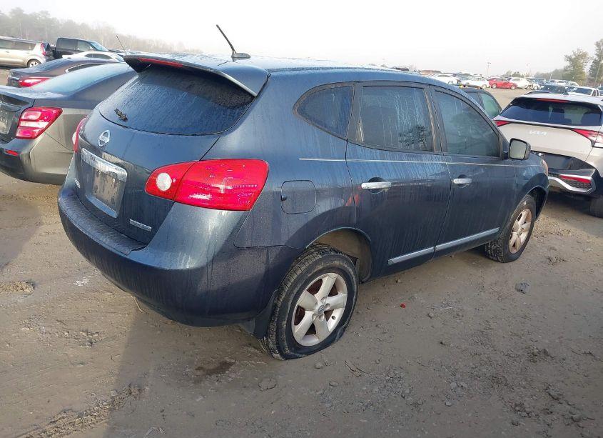 Photo 4 of 2013 Nissan Rogue S (VIN JN8AS5MT2DW510910)