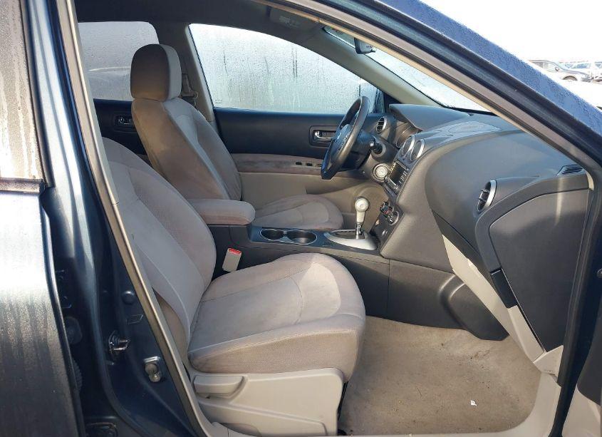 Photo 5 of 2013 Nissan Rogue S (VIN JN8AS5MT2DW510910)