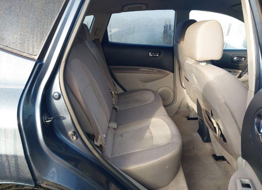 Photo 8 of 2013 Nissan Rogue S (VIN JN8AS5MT2DW510910)