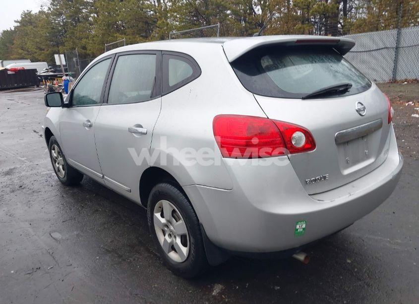 Photo 3 of 2013 Nissan Rogue S (VIN JN8AS5MT2DW512771)