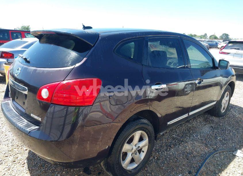 Photo 4 of 2013 Nissan Rogue S (VIN JN8AS5MT2DW522782)