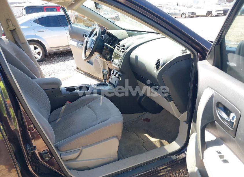 Photo 5 of 2013 Nissan Rogue S (VIN JN8AS5MT2DW522782)