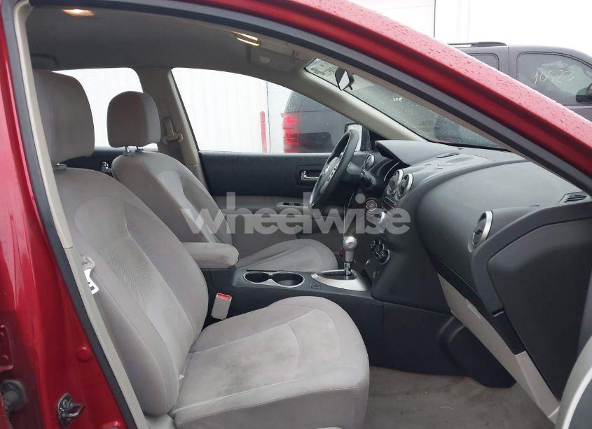 Photo 5 of 2013 Nissan Rogue S (VIN JN8AS5MT2DW523222)