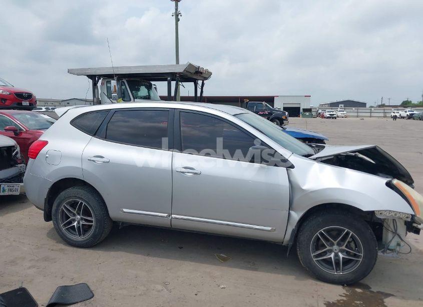 Photo 13 of 2013 Nissan Rogue S (VIN JN8AS5MT2DW533703)