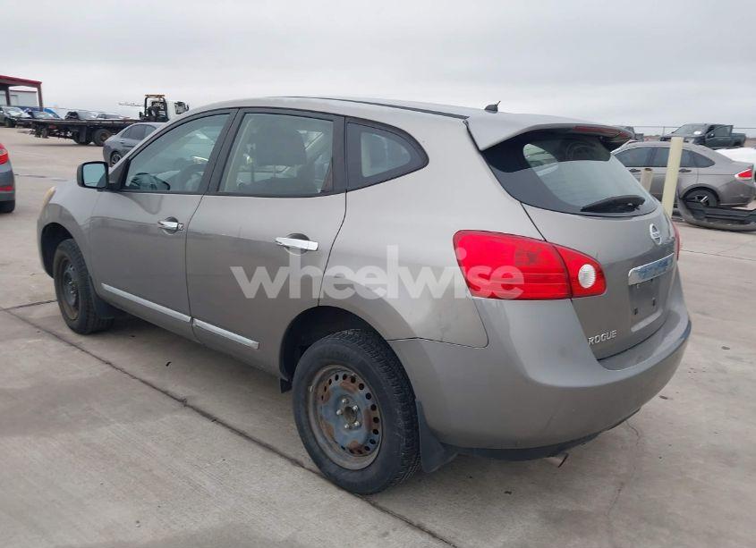 Photo 3 of 2013 Nissan Rogue S (VIN JN8AS5MT2DW534642)