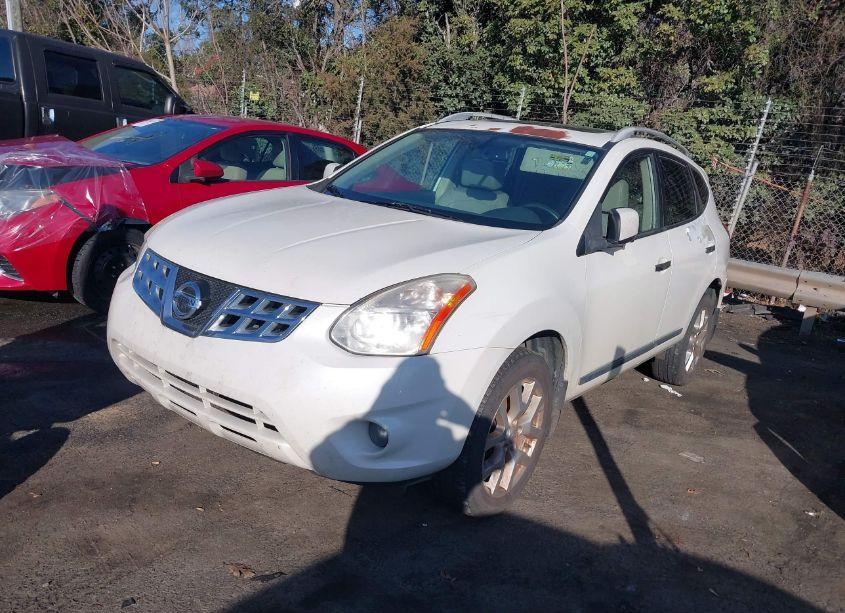 Photo 2 of 2013 Nissan Rogue SV W/SL PKG (VIN JN8AS5MT2DW536522)