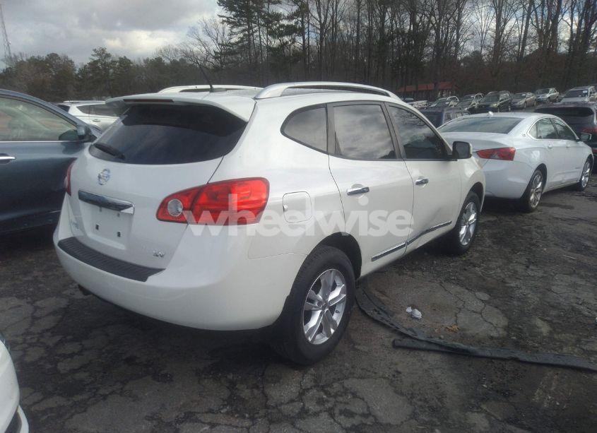 Photo 4 of 2013 Nissan Rogue SV (VIN JN8AS5MT2DW540876)