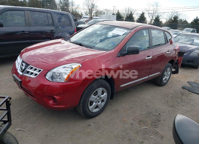 Photo 2 of 2014 Nissan Rogue SELECT S (VIN JN8AS5MT2EW609633)