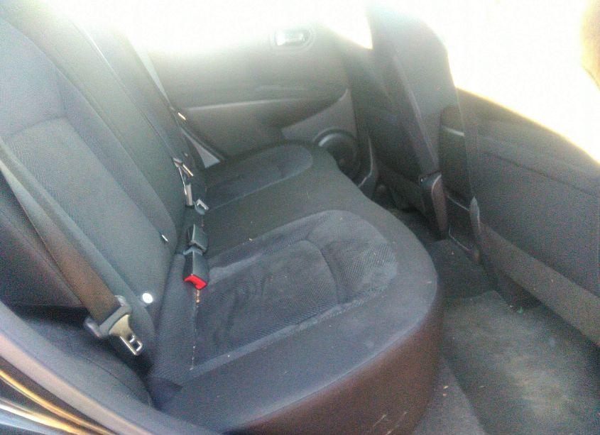 Photo 8 of 2014 Nissan Rogue SELECT S (VIN JN8AS5MT2EW613875)