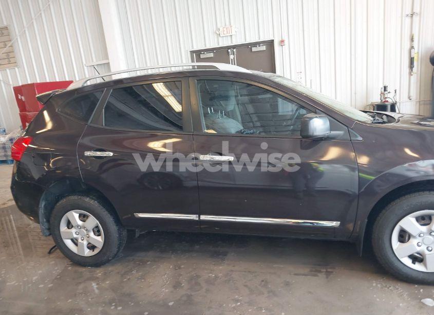 Photo 13 of 2014 Nissan Rogue SELECT S (VIN JN8AS5MT2EW622740)