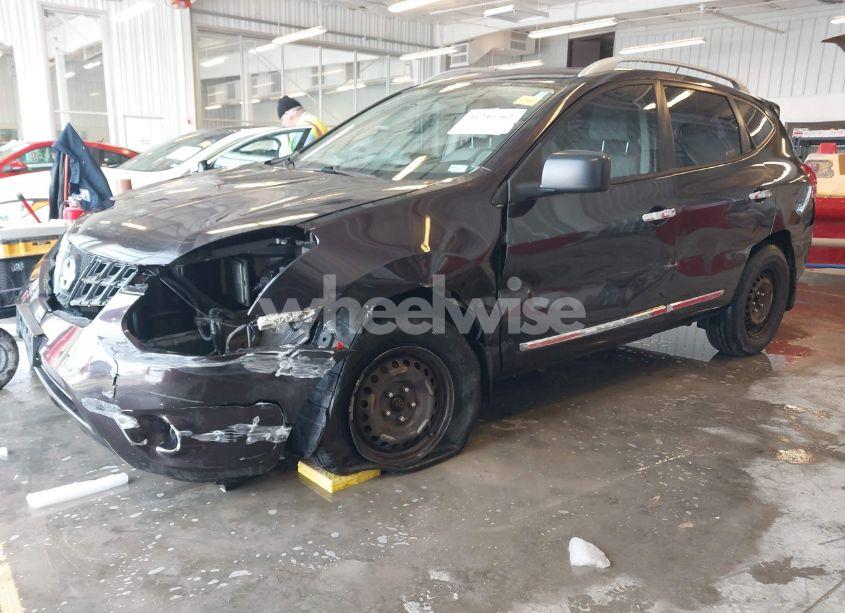 Photo 2 of 2014 Nissan Rogue SELECT S (VIN JN8AS5MT2EW622740)