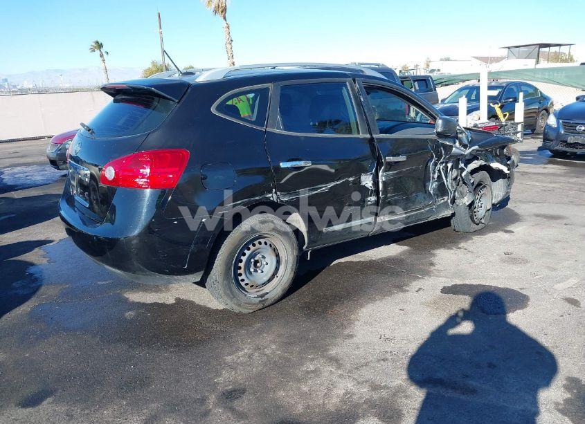 Photo 4 of 2015 Nissan Rogue SELECT S (VIN JN8AS5MT2FW156020)