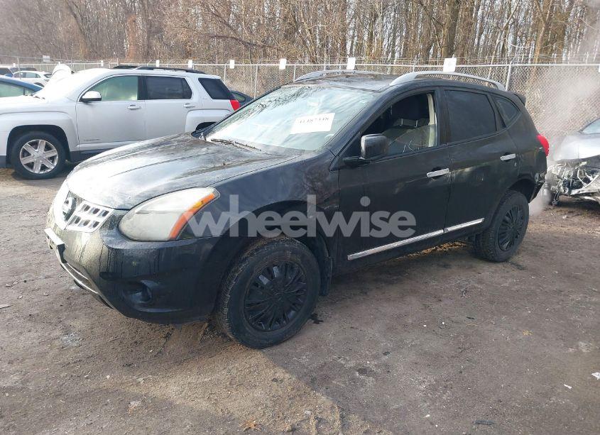 Photo 2 of 2015 Nissan Rogue SELECT S (VIN JN8AS5MT2FW163209)